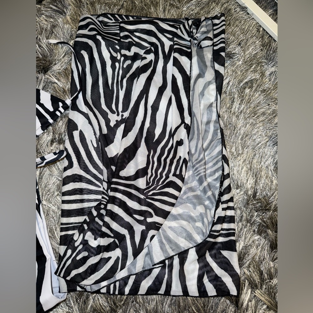 MATTE Collection Zebra Print Bikini Set - Picture 7 of 7